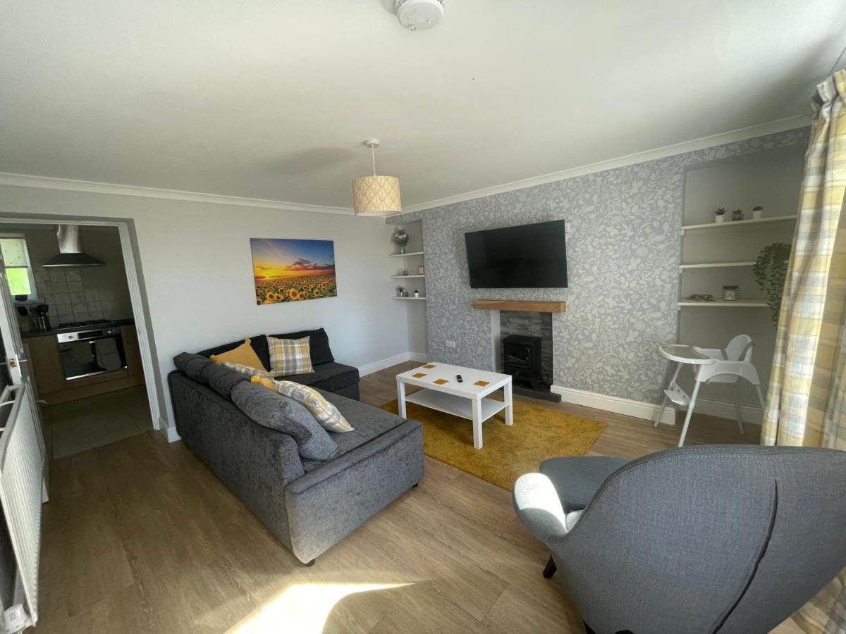 Immaculate One Bedroom Home With Private Parking Swansea Ngoại thất bức ảnh